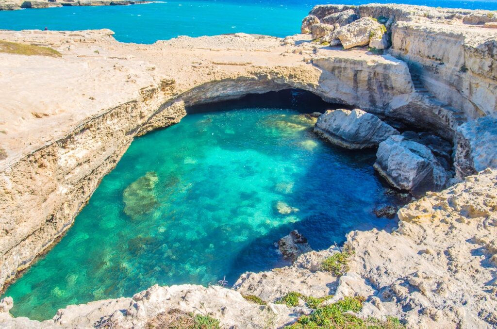 La grotte de la poésie Photo aérienne de la grotte de la poésie